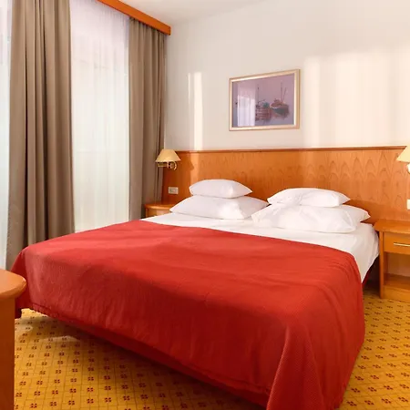 Hotel Zora-3